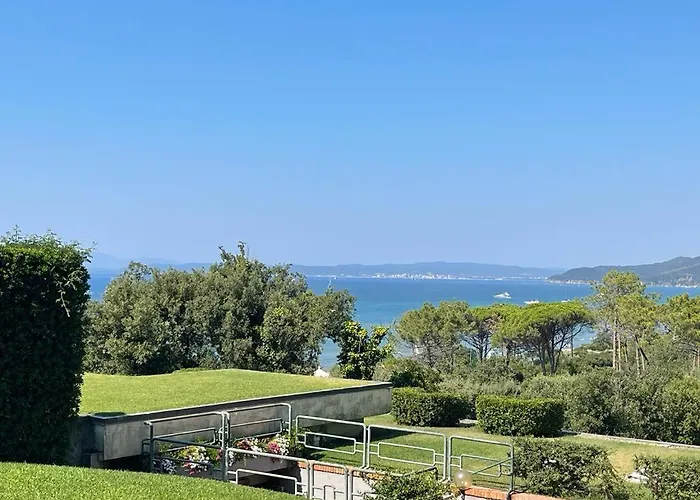 Punta Ala - Terraced House With Direct Access To The Beach